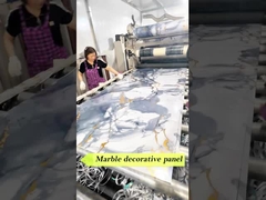 het houten vernisje van de bamboehoutskool